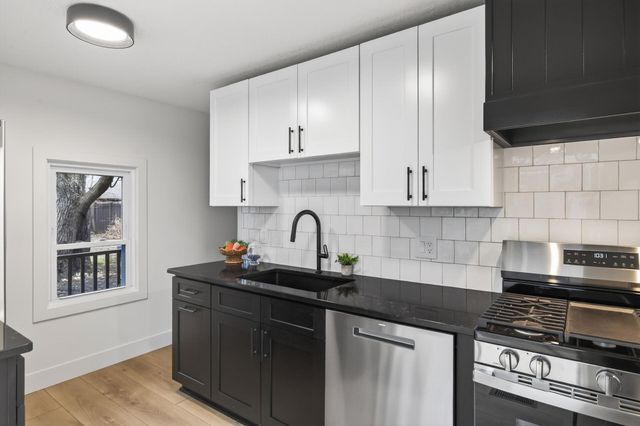 419 Fillmore Street NE, Minneapolis, MN 55413