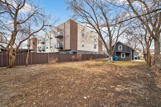 419 Fillmore Street NE, Minneapolis, MN 55413