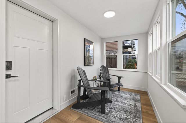 419 Fillmore Street NE, Minneapolis, MN 55413