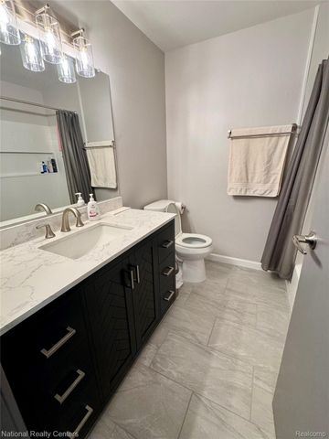 40684 Village Wood Road, Novi, MI 48375