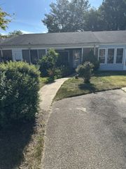 9 FARRINGTON CT, Southampton, NJ 08088