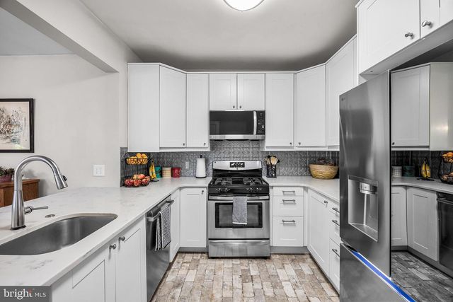 410 W FRANKLIN AVE, Collingswood, NJ 08107