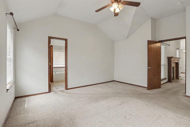 3825 Pamela Lane, Yukon, OK 73099