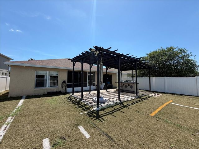 945 TRAMELLS TRAIL, Kissimmee, FL 34744