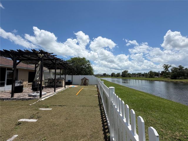 945 TRAMELLS TRAIL, Kissimmee, FL 34744