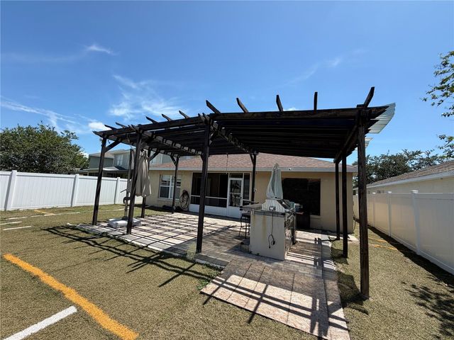 945 TRAMELLS TRAIL, Kissimmee, FL 34744