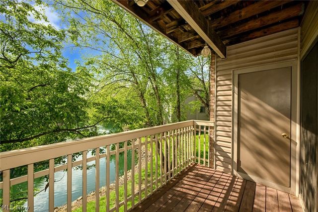 3800 Rosemont Boulevard 107D, Fairlawn, OH 44333