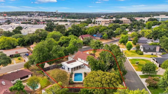 209 DANDELION LN, Castle Hills, TX 78213