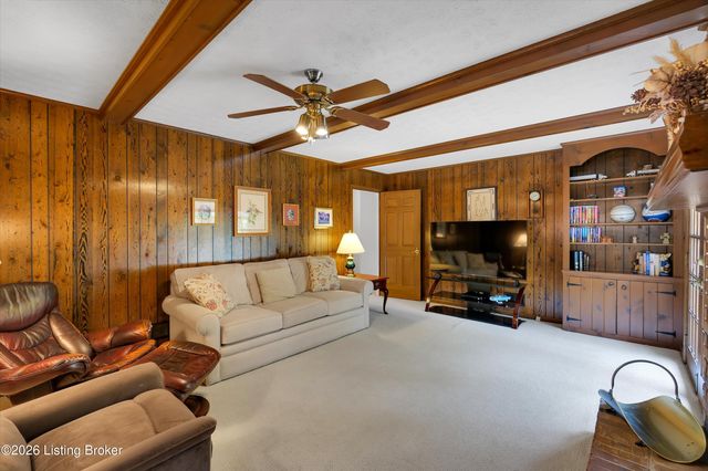 513 Cheskirk Pl, Louisville, KY 40243