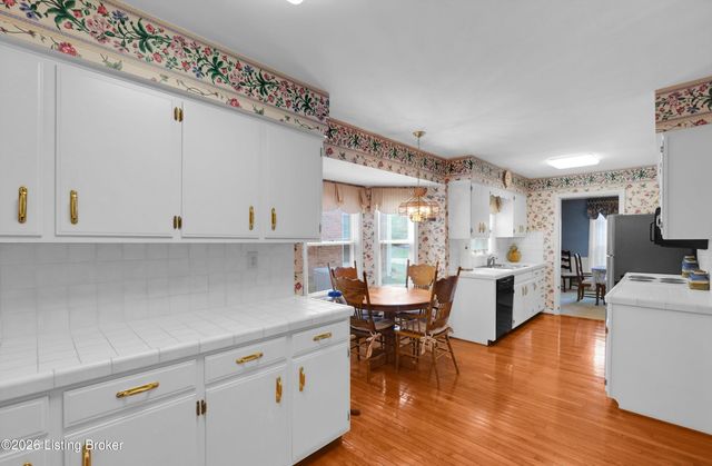 513 Cheskirk Pl, Louisville, KY 40243