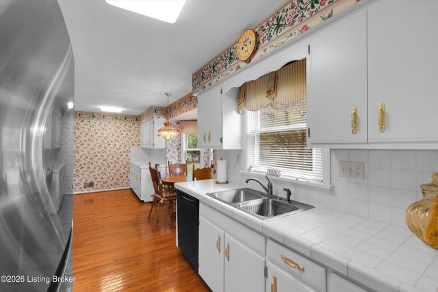 513 Cheskirk Pl, Louisville, KY 40243