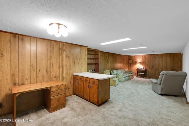 513 Cheskirk Pl, Louisville, KY 40243