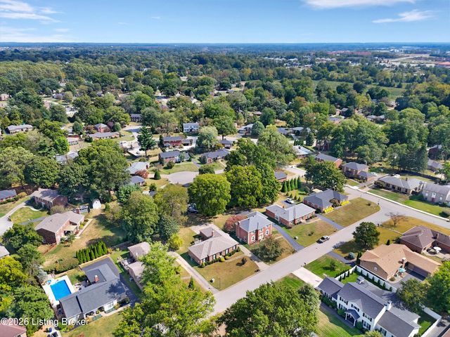 513 Cheskirk Pl, Louisville, KY 40243