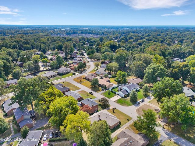 513 Cheskirk Pl, Louisville, KY 40243