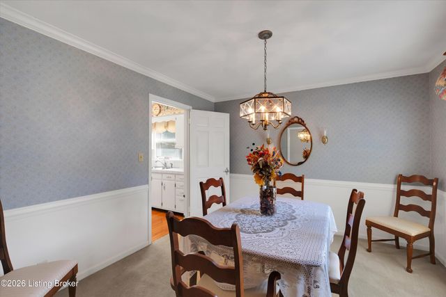 513 Cheskirk Pl, Louisville, KY 40243
