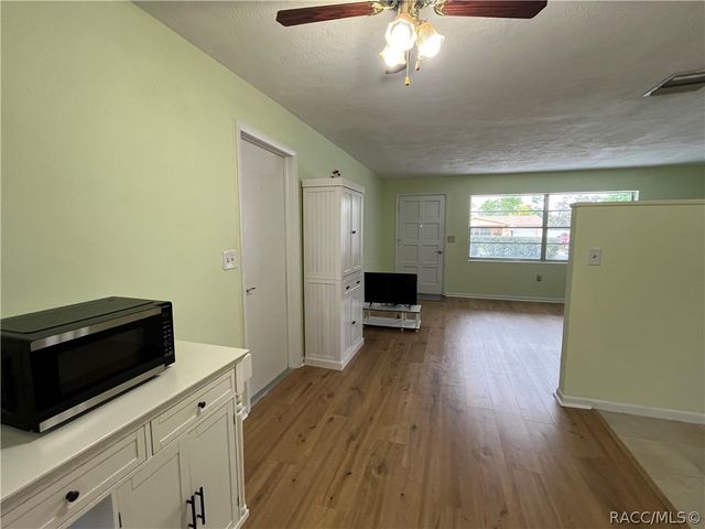 101 S Tyler Street, Beverly Hills, FL 34465