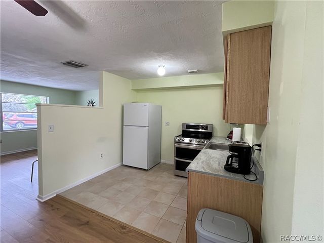 101 S Tyler Street, Beverly Hills, FL 34465