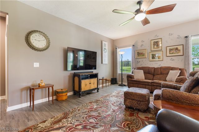 5810 Quarry Lake Drive SE, East Canton, OH 44730