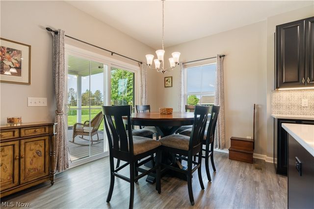 5810 Quarry Lake Drive SE, East Canton, OH 44730
