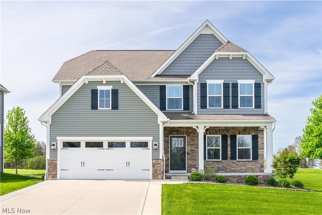 5810 Quarry Lake Drive SE, East Canton, OH 44730