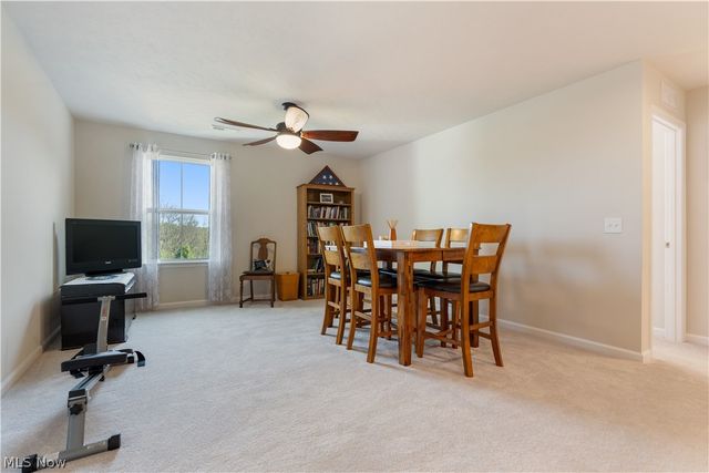 5810 Quarry Lake Drive SE, East Canton, OH 44730