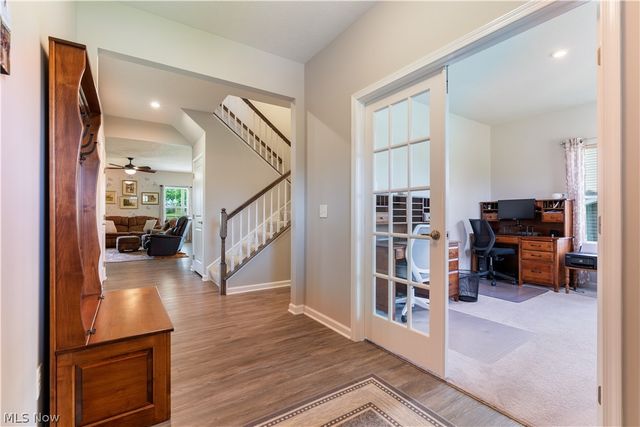 5810 Quarry Lake Drive SE, East Canton, OH 44730