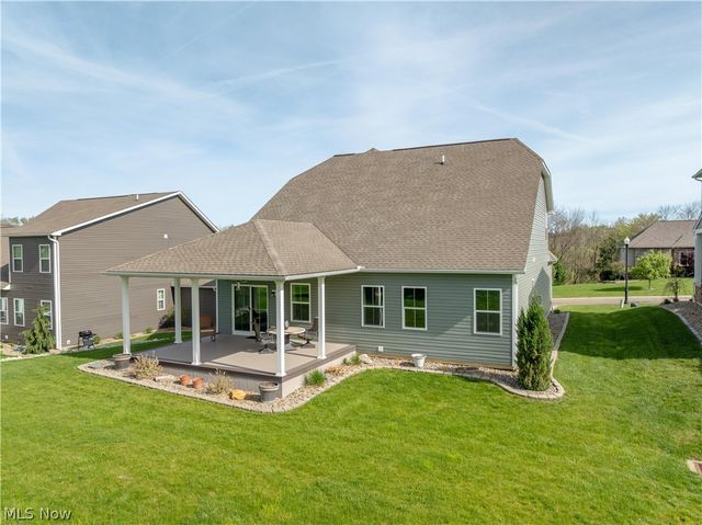 5810 Quarry Lake Drive SE, East Canton, OH 44730