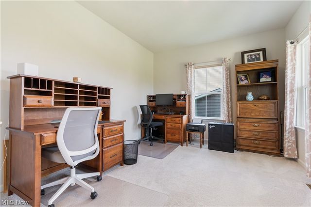 5810 Quarry Lake Drive SE, East Canton, OH 44730