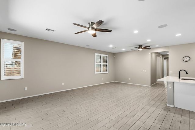 12101 E Ryscott Circle, Vail, AZ 85641