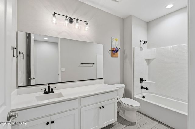 12101 E Ryscott Circle, Vail, AZ 85641