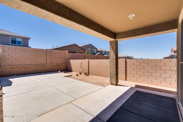 12101 E Ryscott Circle, Vail, AZ 85641