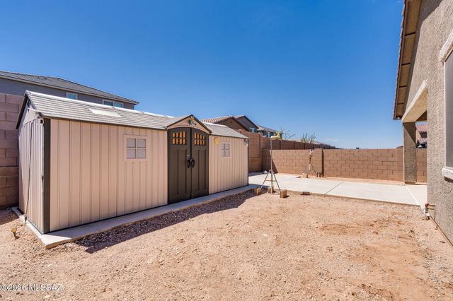 12101 E Ryscott Circle, Vail, AZ 85641