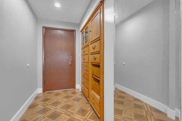 7830 W North Avenue 414, Elmwood Park, IL 60707