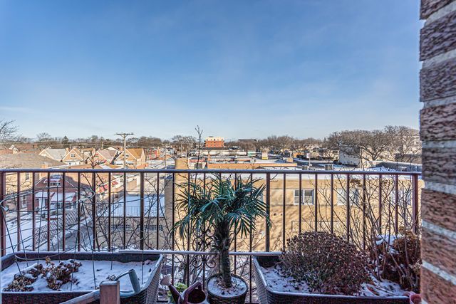 7830 W North Avenue 414, Elmwood Park, IL 60707