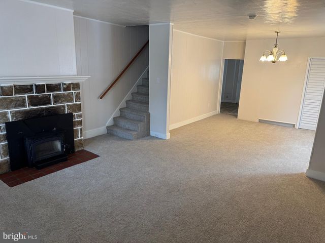 417 LAUREL RD, Lansdowne, PA 19050