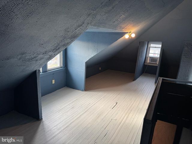 417 LAUREL RD, Lansdowne, PA 19050