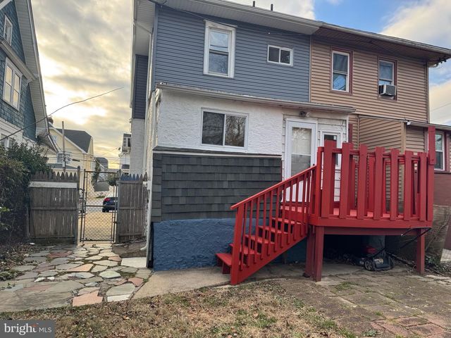 417 LAUREL RD, Lansdowne, PA 19050