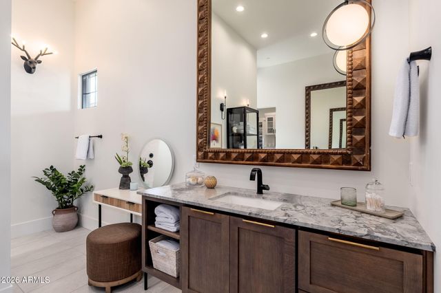 11306 E MONUMENT Drive, Scottsdale, AZ 85262