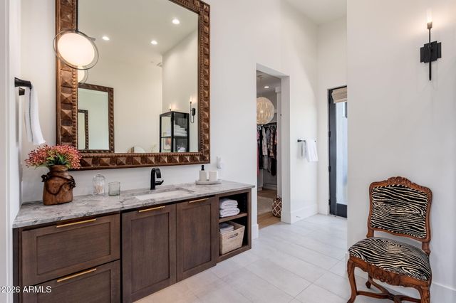 11306 E MONUMENT Drive, Scottsdale, AZ 85262