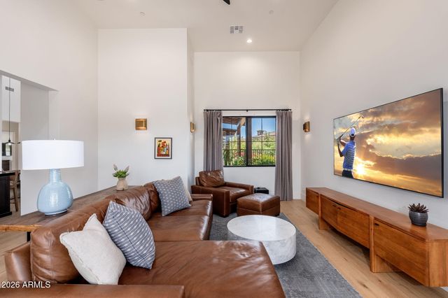11306 E MONUMENT Drive, Scottsdale, AZ 85262