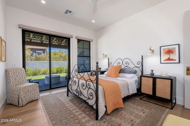 11306 E MONUMENT Drive, Scottsdale, AZ 85262
