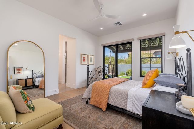 11306 E MONUMENT Drive, Scottsdale, AZ 85262