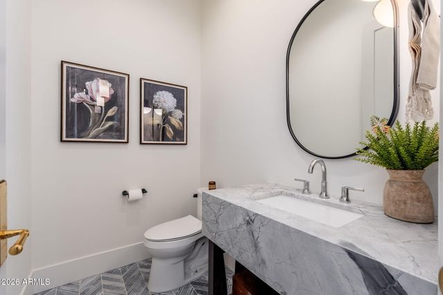 11306 E MONUMENT Drive, Scottsdale, AZ 85262