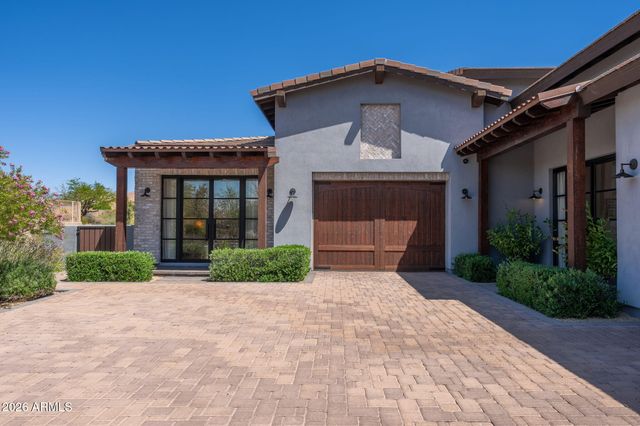 11306 E MONUMENT Drive, Scottsdale, AZ 85262
