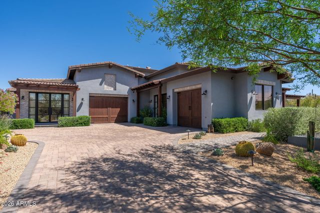 11306 E MONUMENT Drive, Scottsdale, AZ 85262