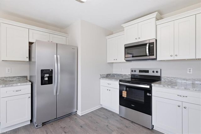 6306 Dunkirk ST, Portsmouth, VA 23703