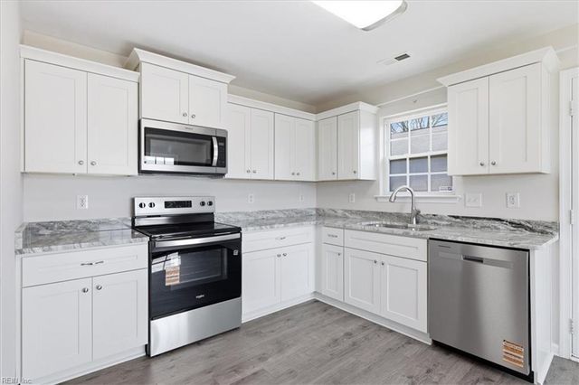 6306 Dunkirk ST, Portsmouth, VA 23703