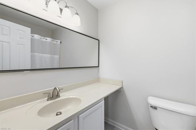 6306 Dunkirk ST, Portsmouth, VA 23703