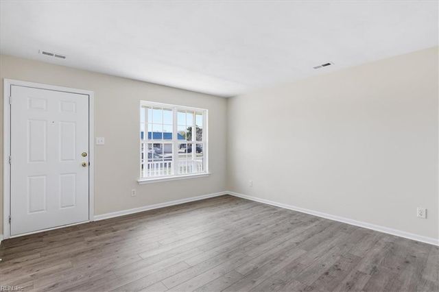 6306 Dunkirk ST, Portsmouth, VA 23703