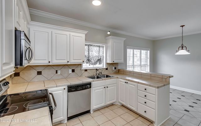 106 Linden Cove, Madison, MS 39110